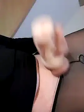 Snapshot of AquaMenn chatting on 01/09/25, 04:08 AquaMenn online show from 01/09/25, 04:08