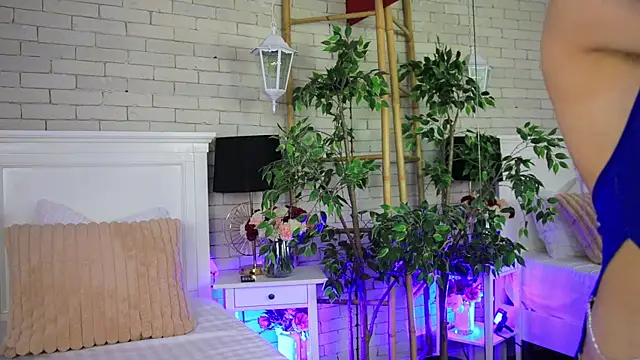 EmillyBronte online show from 01/07/26, 08:33