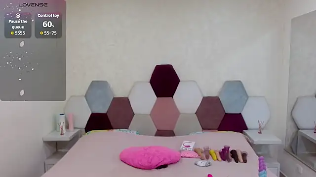 angel blue online show from 10/14/25, 04:52