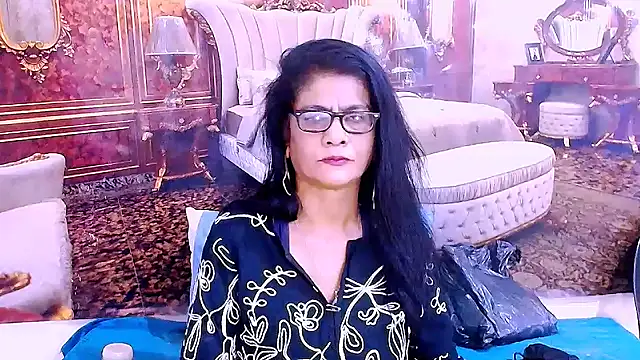 IndianAllure online show from 08/03/26, 05:50