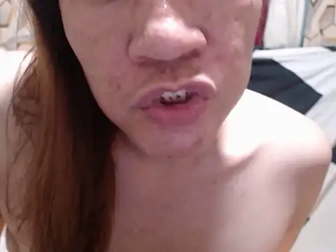 Snapshot of tshugecumxxx chatting on 07/04/26, 11:16 tshugecumxxx online show from 07/04/26, 11:16