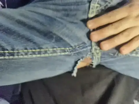 Snapshot of PrivatFeet20 chatting on 11/21/25, 08:24 PrivatFeet20 online show from 11/21/25, 08:24