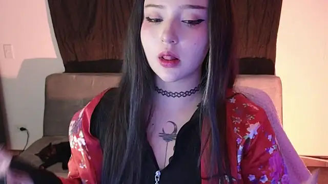 KuroChan420 online show from 01/24/25, 06:35