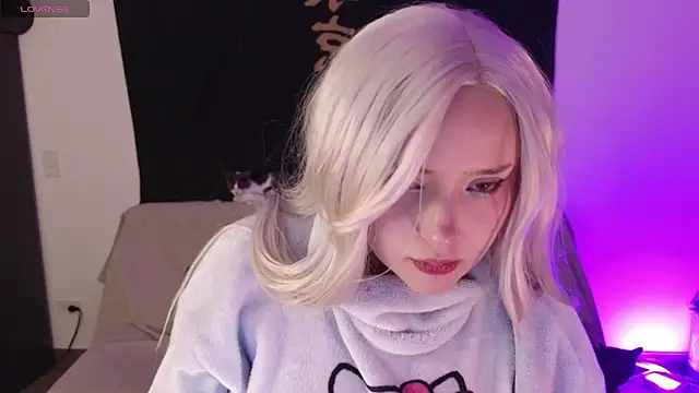 KuroChan420 online show from 02/07/25, 06:24