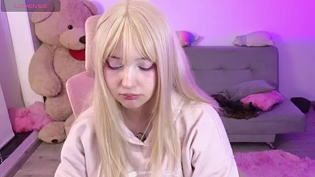 KuroChan420 online show from 05/03/26, 01:55
