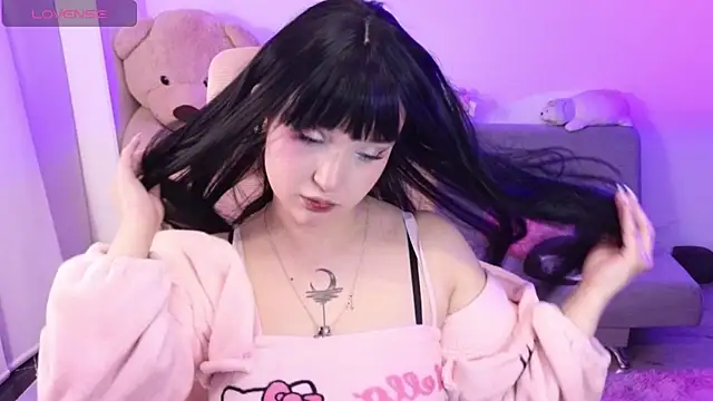 KuroChan420 online show from 05/20/26, 03:02