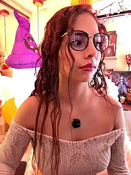 Zoe Bae online show from 10/20/25, 08:31