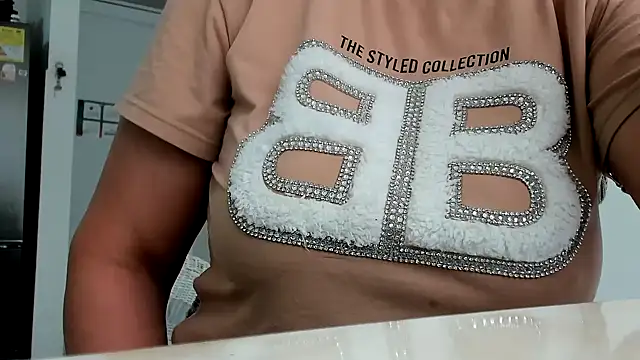 SexyCaitlynHot online show from 11/03/25, 03:57