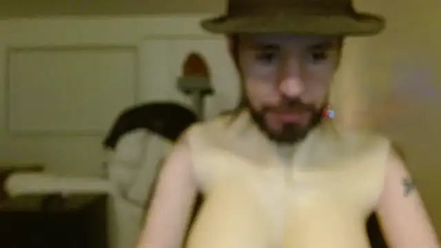 Snapshot of Darking_Yoh chatting on 12/21/24, 03:25 Darking Yoh online show from 12/21/24, 03:25