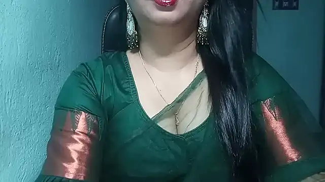 Snapshot of YourModhu chatting on 10/30/25, 05:57 YourModhu online show from 10/30/25, 05:57