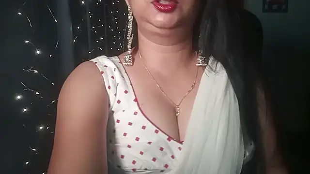 Snapshot of YourModhu chatting on 07/17/26, 08:21 YourModhu online show from 07/17/26, 08:21