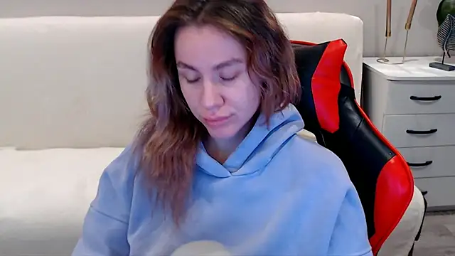 Mila Jon online show from 01/11/25, 12:44