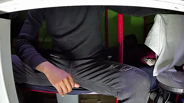 Walltaz online show from 10/29/25, 04:48