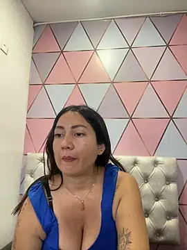 juliana diaz online show from 09/19/25, 11:22