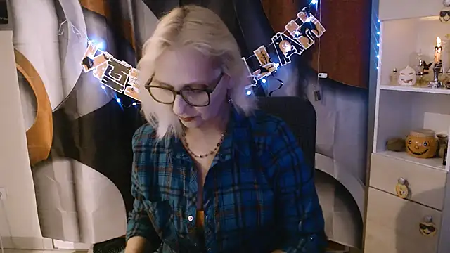 Ala-N-Dala online show from 10/25/25, 07:27