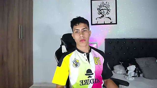 Snapshot of AlanNaughty chatting on 10/30/25, 12:23 AlanNaughty online show from 10/30/25, 12:23