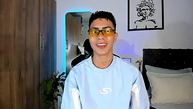 AlanNaughty online show from 04/16/26, 12:00