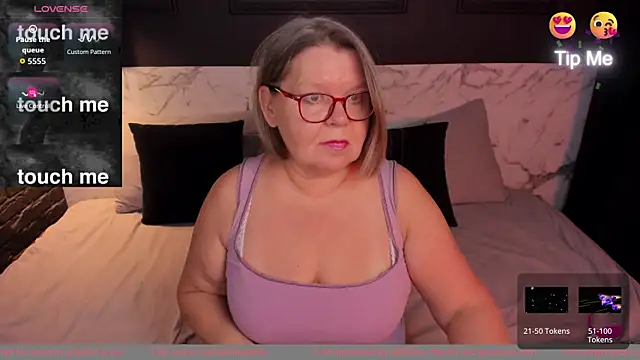 Shannonshine online show from 10/09/25, 01:20