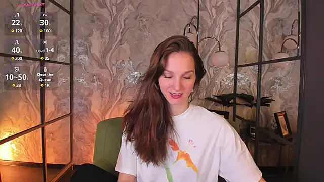 MirandaGlow online show from 03/18/25, 05:52