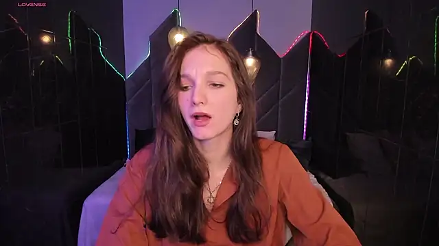 MirandaGlow online show from 01/18/26, 05:44