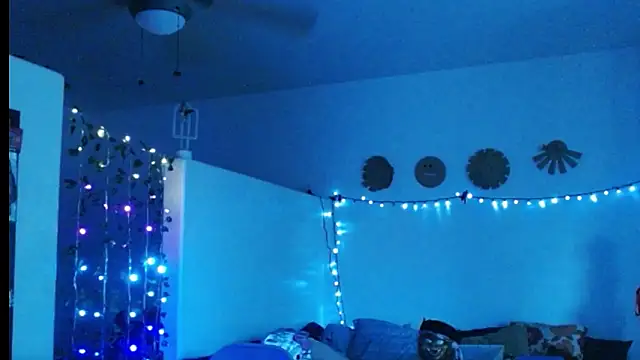 mycock2474u online show from 02/28/25, 01:15