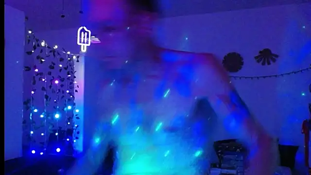 mycock2474u online show from 03/01/25, 01:32