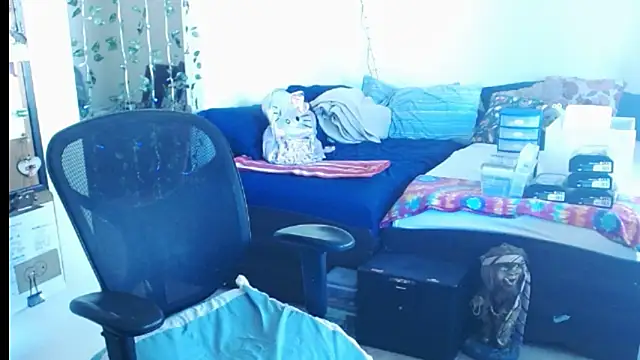 mycock2474u online show from 03/06/25, 06:16