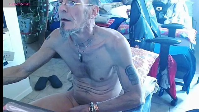 mycock2474u online show from 03/14/25, 02:52