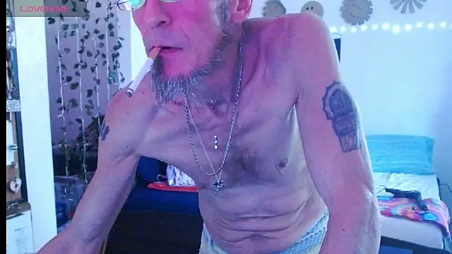 mycock2474u online show from 03/18/25, 01:00