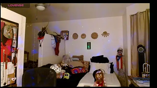 mycock2474u online show from 09/10/25, 02:00