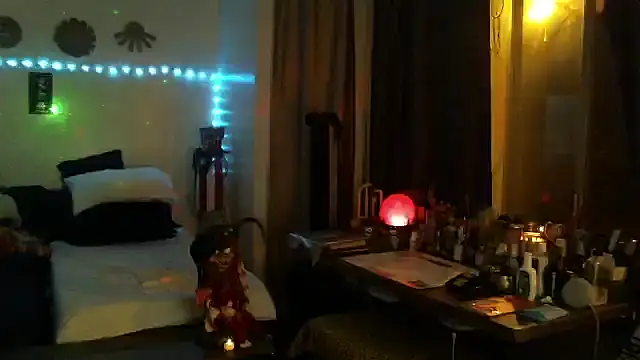 mycock2474u online show from 09/30/25, 02:38