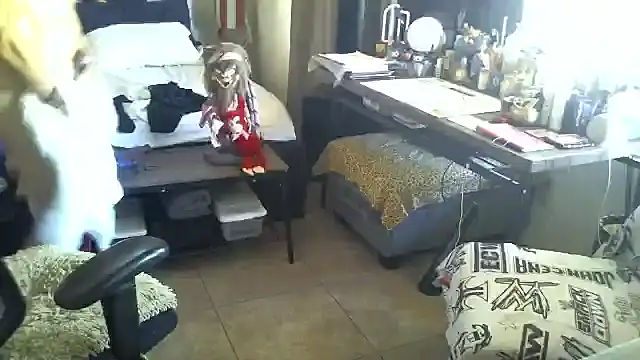 mycock2474u online show from 10/04/25, 06:28