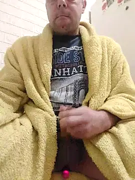 Snapshot of david_geam chatting on 01/02/25, 02:00 david geam online show from 01/02/25, 02:00