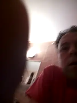 Snapshot of david_geam chatting on 03/04/25, 03:55 david geam online show from 03/04/25, 03:55