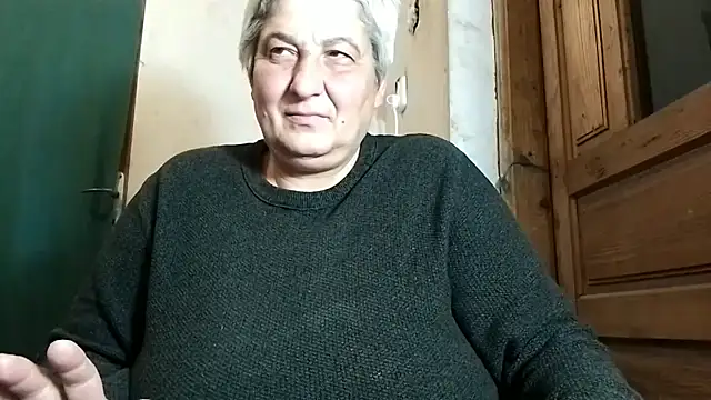 ExquisiteMature online show from 10/19/25, 09:15