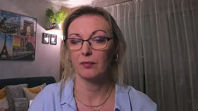 vanessa chat online show from 02/23/25, 05:18