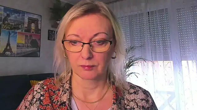 vanessa chat online show from 02/09/26, 02:21