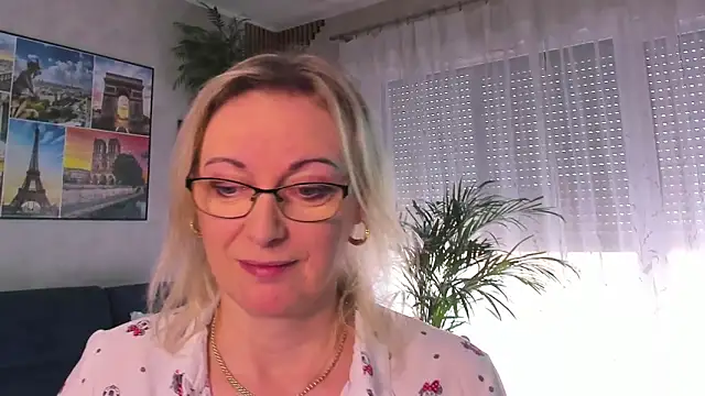 vanessa chat online show from 03/26/26, 02:22