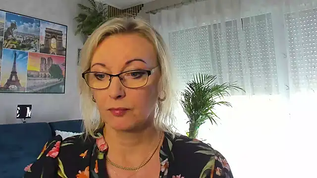 Snapshot of vanessa_chat chatting on 05/21/26, 01:18 vanessa chat online show from 05/21/26, 01:18