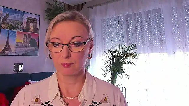 Snapshot of vanessa_chat chatting on 05/28/26, 01:30 vanessa chat online show from 05/28/26, 01:30