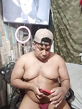 Snapshot of Malo666howard chatting on 09/24/25, 10:24 Malo666howard online show from 09/24/25, 10:24