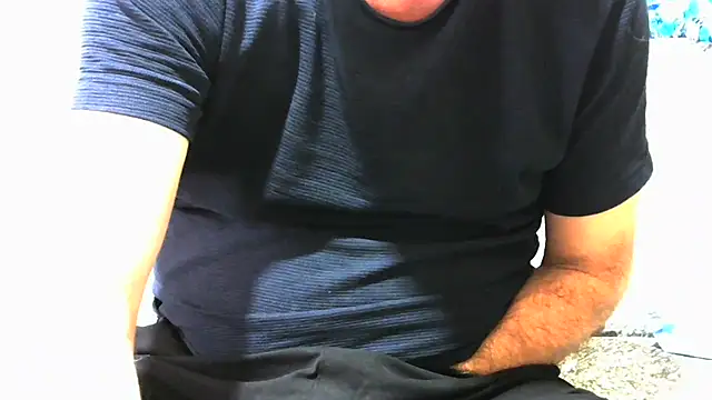 Snapshot of 35tibet35 chatting on 02/08/26, 10:51 35tibet35 online show from 02/08/26, 10:51