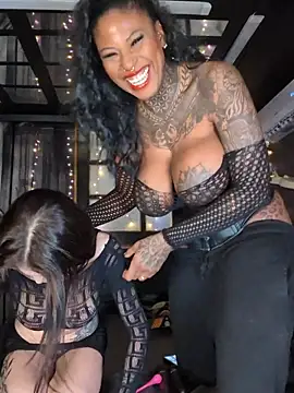 Snapshot of DarkDea chatting on 01/14/26, 11:05 DarkDea online show from 01/14/26, 11:05