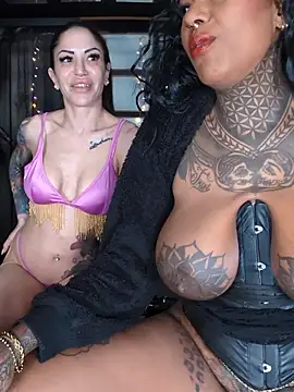 Snapshot of DarkDea chatting on 01/17/26, 10:53 DarkDea online show from 01/17/26, 10:53