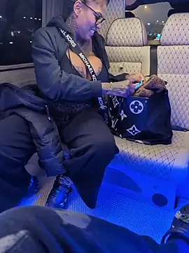 Snapshot of DarkDea chatting on 02/08/26, 10:46 DarkDea online show from 02/08/26, 10:46