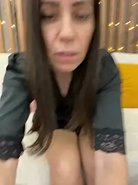 Snapshot of HotyWinter chatting on 01/14/25, 04:40 HotyWinter online show from 01/14/25, 04:40