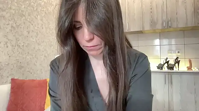 HotyWinter online show from 04/14/26, 03:45