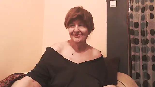 Snapshot of MioritaHard chatting on 06/06/26, 10:03 MioritaHard online show from 06/06/26, 10:03