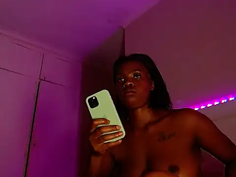 LuciousLips96 online show from 05/11/26, 04:04