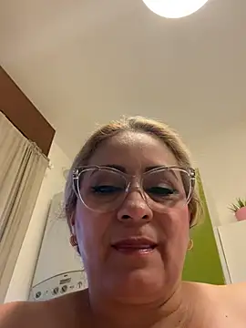 x elena x online show from 01/28/25, 12:11